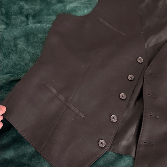 Express Sleek Black Buttoned Vest - Picture 5 of 6